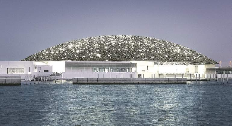 The Abu Dhabi Louvre Museum Construction